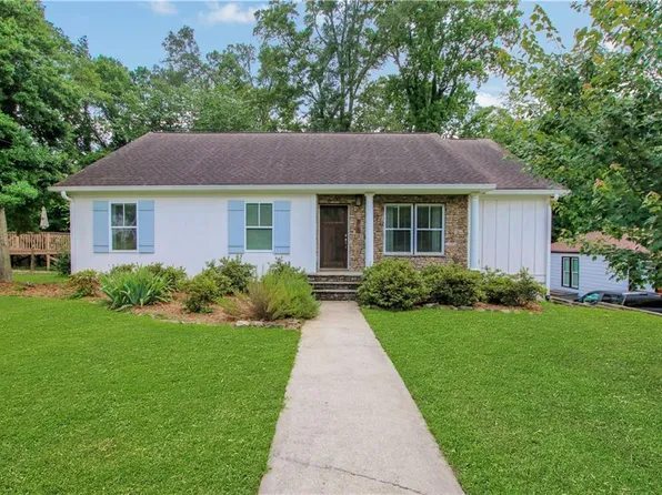 792 Mimosa Dr SE, Marietta, GA 30060