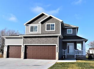 376 Carlsbad Ave, Mapleton, ND 58059