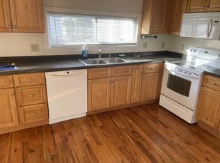 85 Main St, North Andover, MA 01845