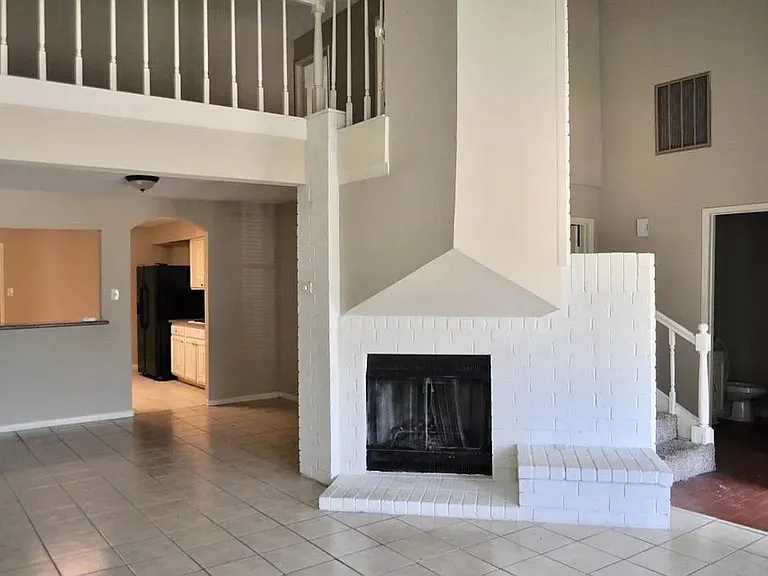 12402 Riva Ridge Ln — Photo 2