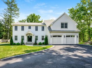 233 Tokeneke Rd, Darien, CT 06820