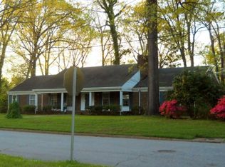 101 Woodland Rd, Roanoke Rapids, NC 27870