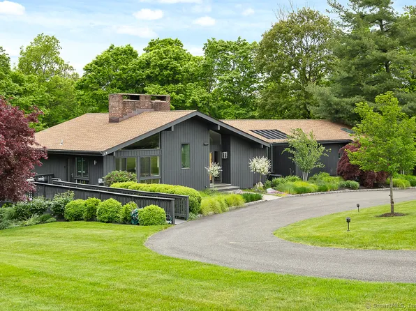 5 Aspetuck Hill Lane, Weston, CT 06883