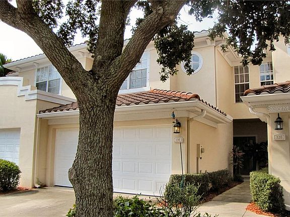 2nd image of 130 Valencia Cir