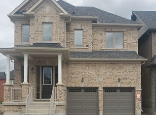 27 Rogerson St E, Clarington, ON L1B0W4