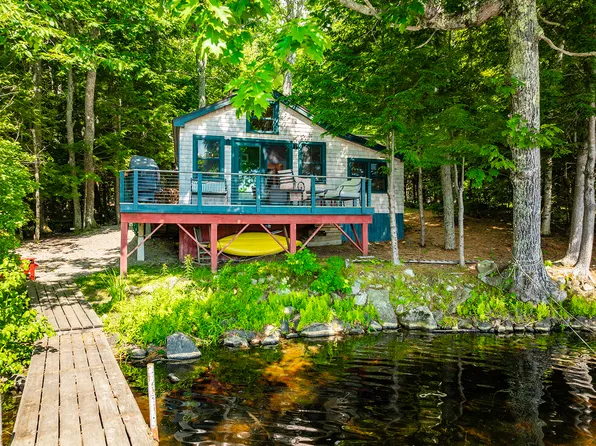 92 Norton Pond Road, Lincolnville, ME 04849