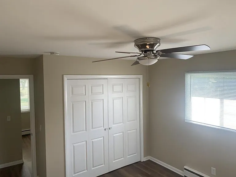 136 W Klubertanz Dr #3 — Photo 6