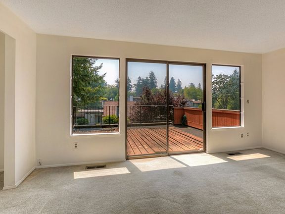 5th image of 7409 Zircon Dr SW