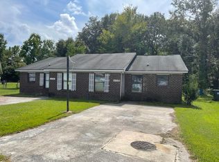 114 Peach Rd, Goose Creek, SC 29445