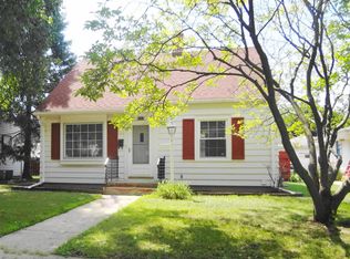 219 Estberg Ave, Waukesha, WI 53186