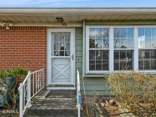 37E Yorktowne Parkway, Whiting, NJ 08759