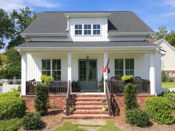 221 S King Street, Bath, NC 27808