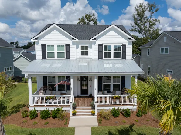 1800 Agate Bay Dr, Mount Pleasant, SC 29466