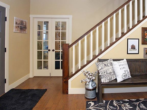 4th image of 5445 Crest View Dr