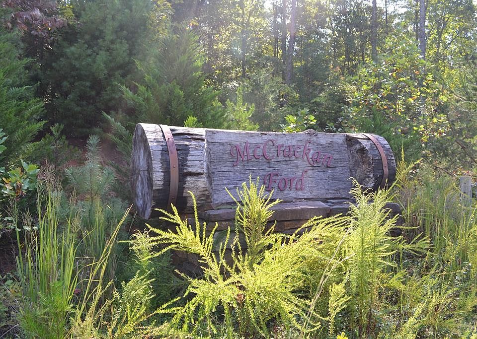 1st image of 1822 Ford Ln