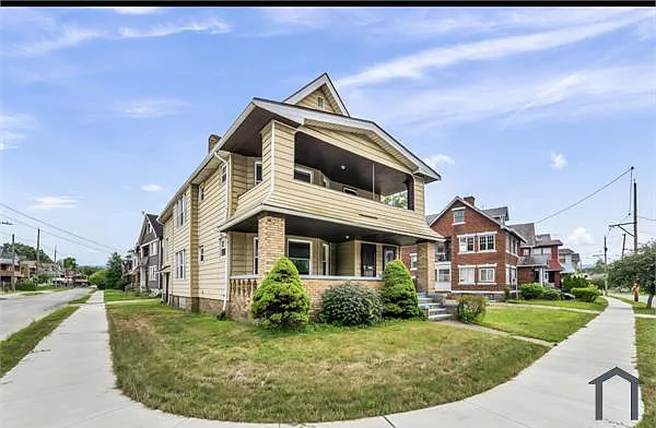 2 bed, 1023 sqft, $1,200 — Photo 3