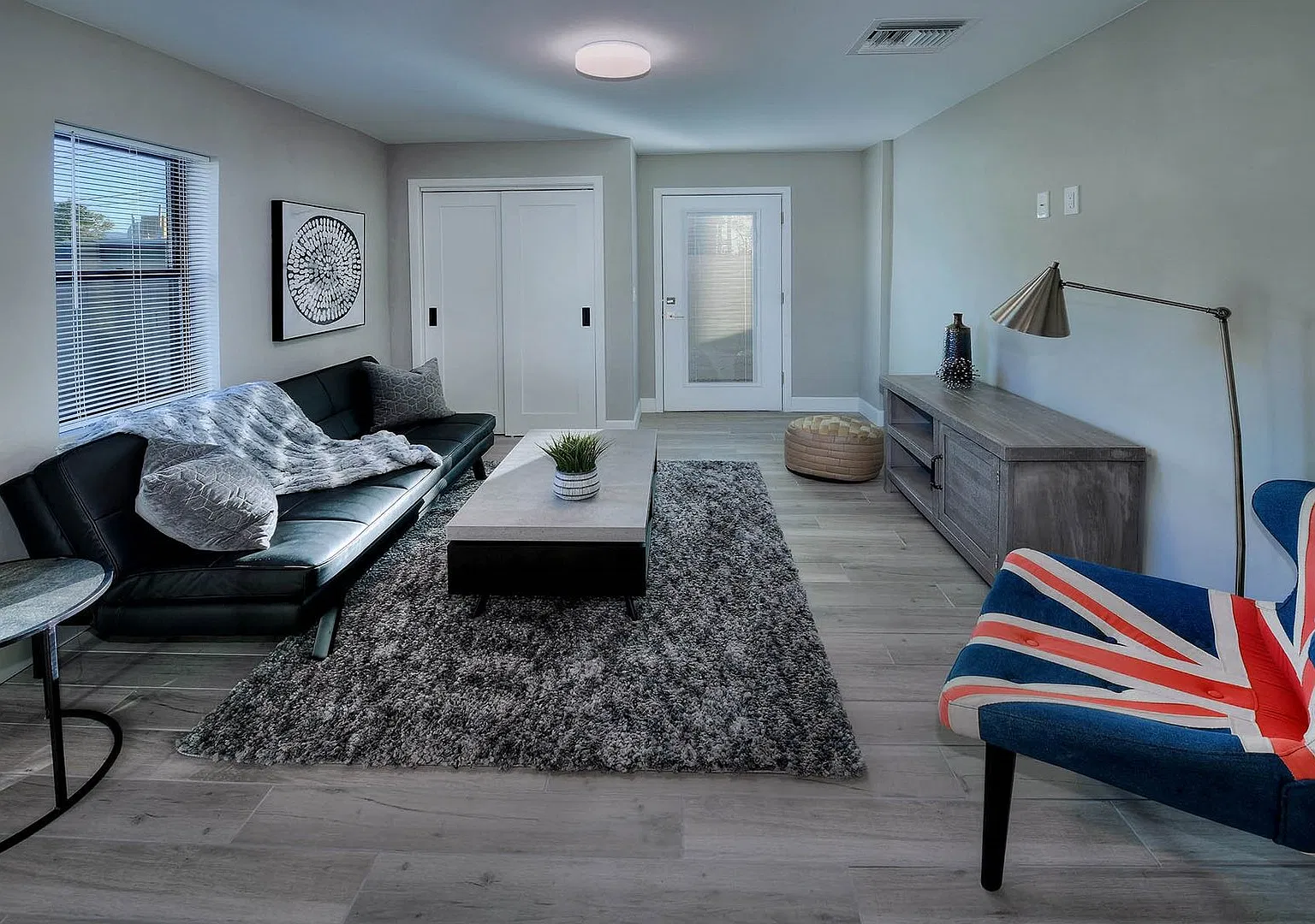 Prelease August 2027 - 2 Bed 2 Bath — Photo 3