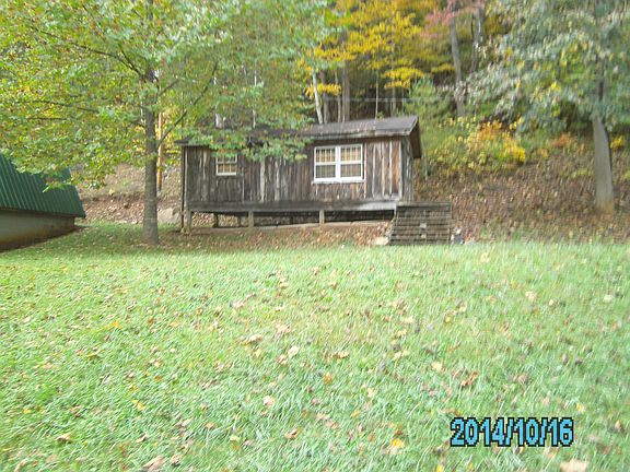 2nd image of 1700 Copperhead Hollow Road