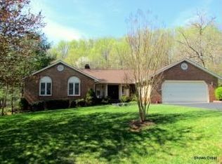 5416 Canter Dr, Roanoke, VA 24018