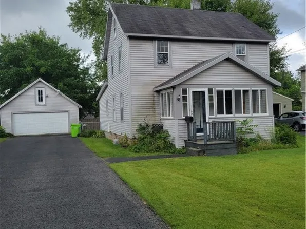 117 Shaver Ave, North Syracuse, NY 13212