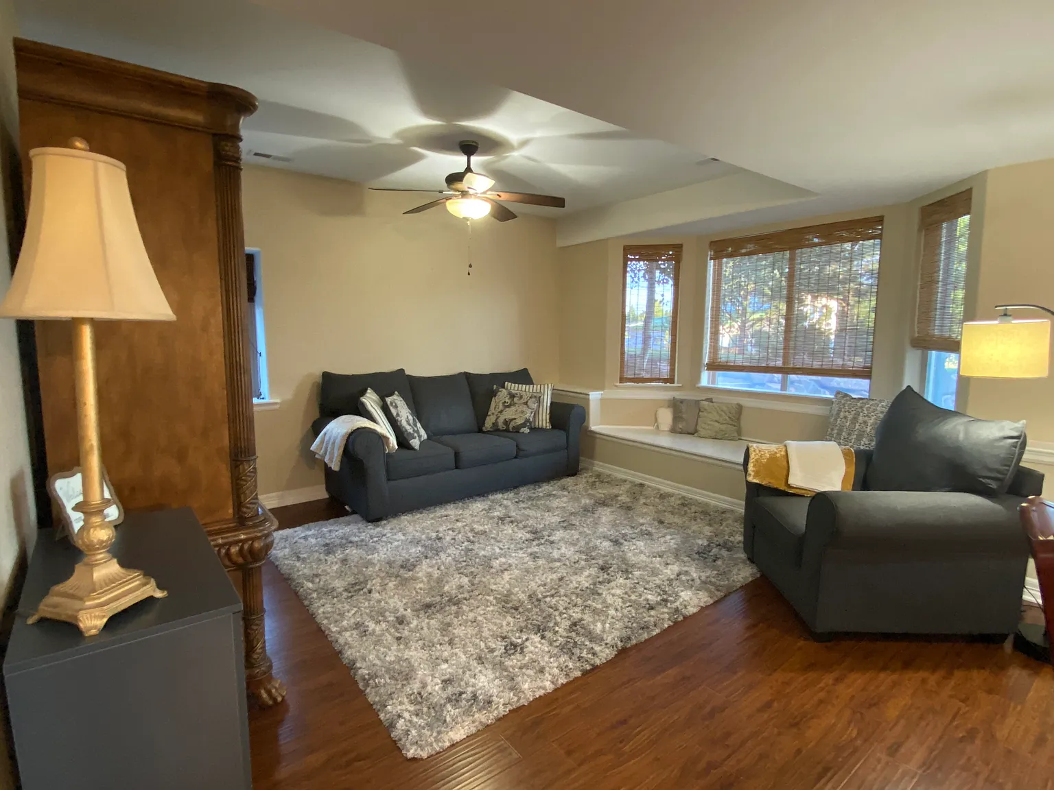 2 bed, 1968 sqft, $2,400 — Photo 4