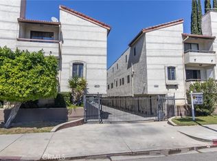 13203 Vanowen St APT 8, North Hollywood, CA
