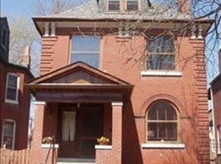 3819 Connecticut St, Saint Louis, MO 63116