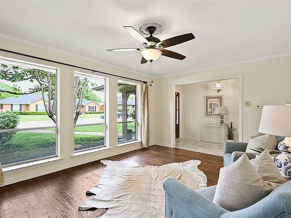 5th image of 6940 Town Bluff Dr
