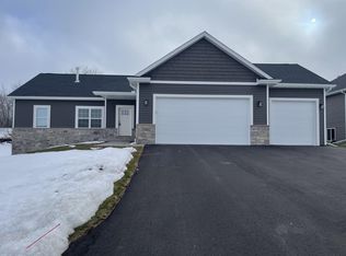 604 Olson Dr, Orfordville, WI 53576