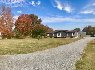 7133 Williams Rd, Cross Plains, TN 37049