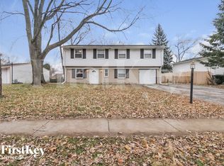 176 Thornhurst Rd, Bolingbrook, IL 60440