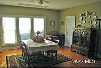 4th image of 822 W Virginia Ave