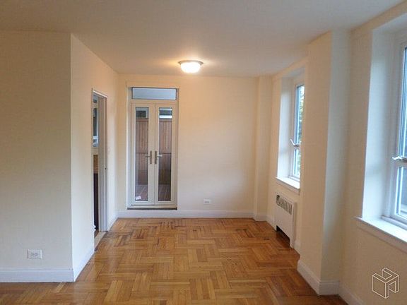 5th image of 5355 Henry Hudson Pkwy #2C