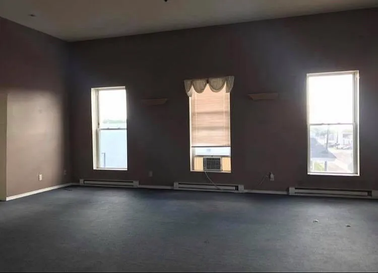 200 N Washington St — Photo 2