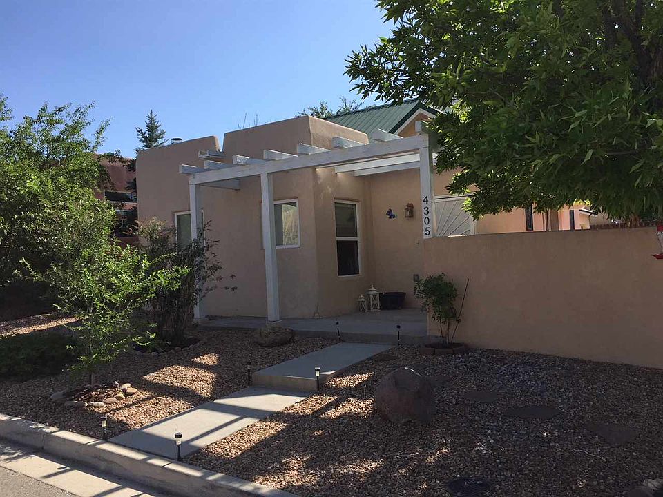 1st image of 4305 Camino Lila