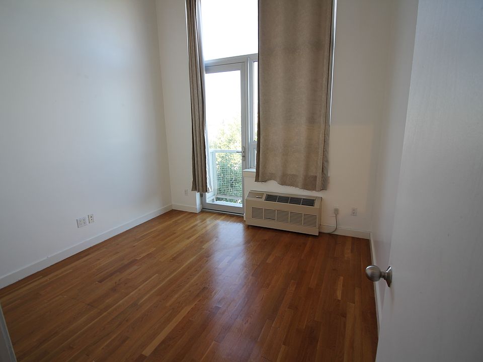1st image of 342 Eldert St #2514