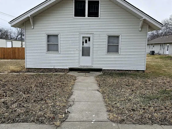 75 W 5th St, Nelson, NE 68961