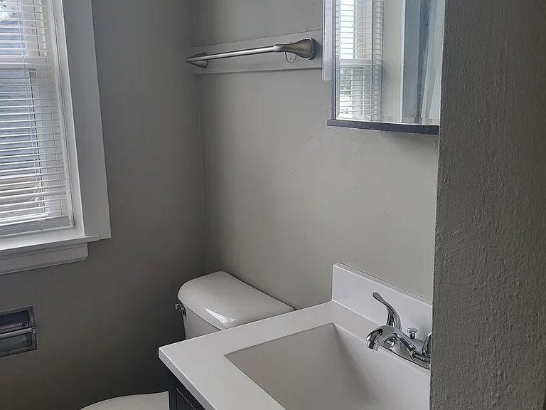 738 River Dr — Photo 9