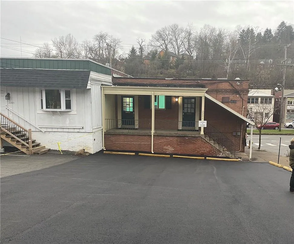 Building Photo - 2201 Ardmore Blvd