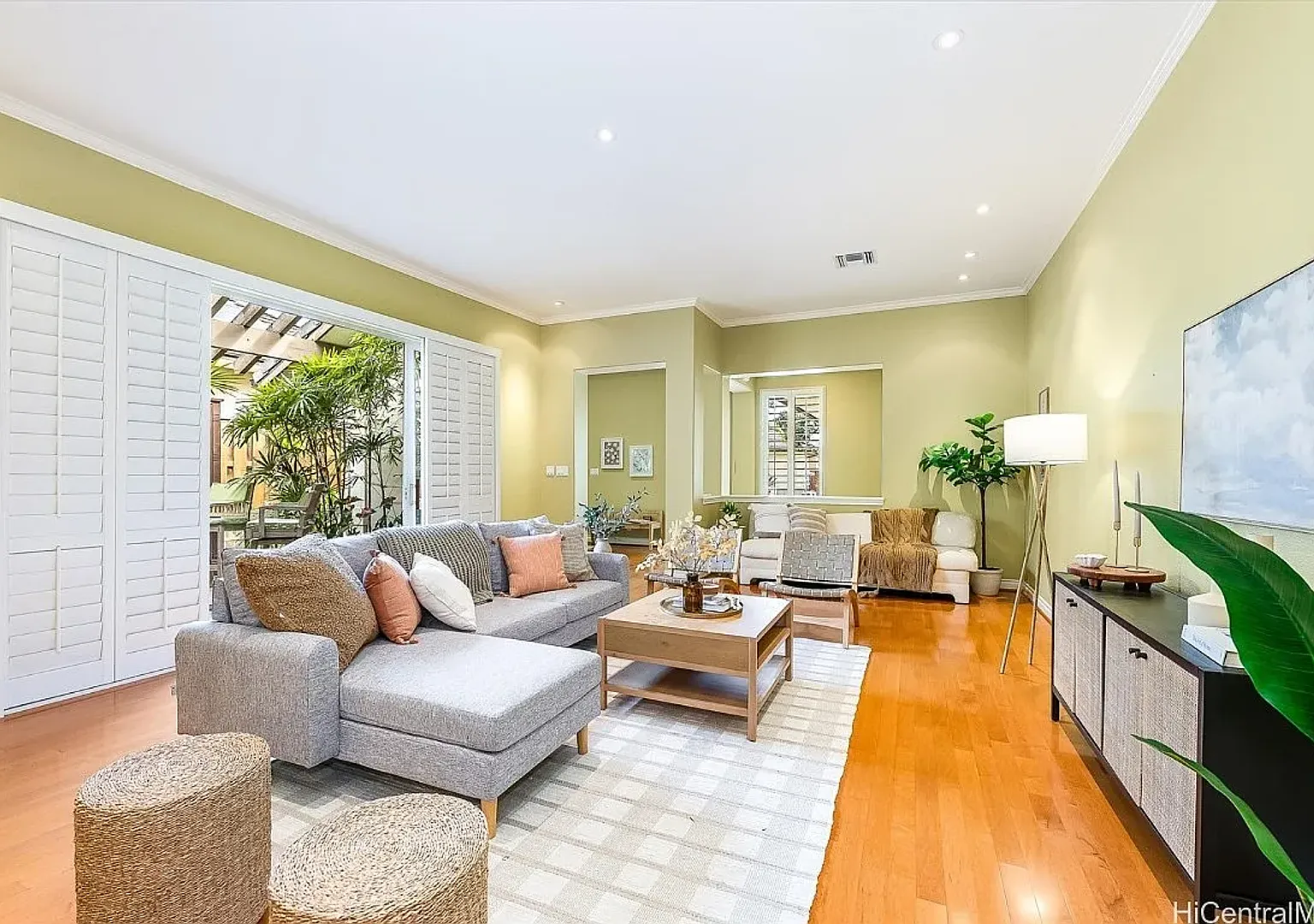 Luxury Living at Koko Villas, Hawaii Kai Spacious, Unfurnished 3 Bed, 2.5 Bath Single-Level Home — Photo 3