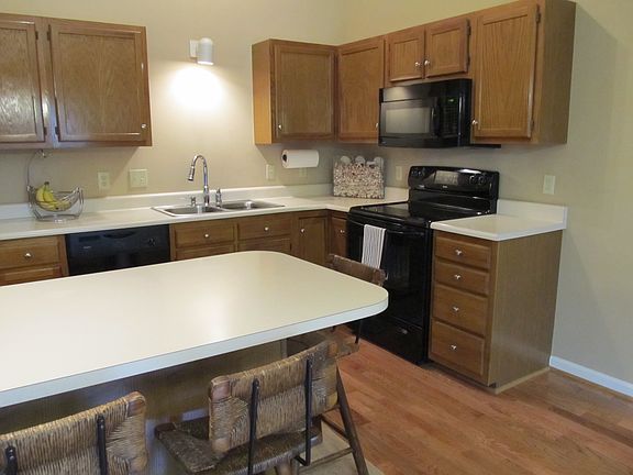 2nd image of 4208 Sullivans Lake Dr