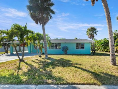 214 85th St, Holmes Beach, FL, 34217