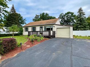 19 Park Dr, South Glens Falls, NY 12803