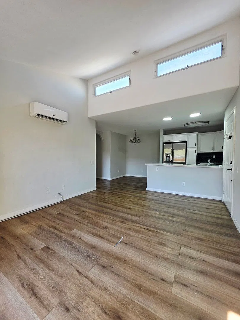 Bright Top-Floor Balboa Ridge Condo | Pool, Gym & Gated Parking — Photo 1