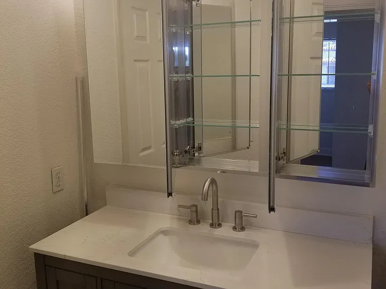 402 S Laurel St — Photo 10
