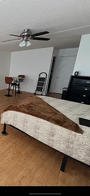 Rented by Mega Suite Realty | media 6