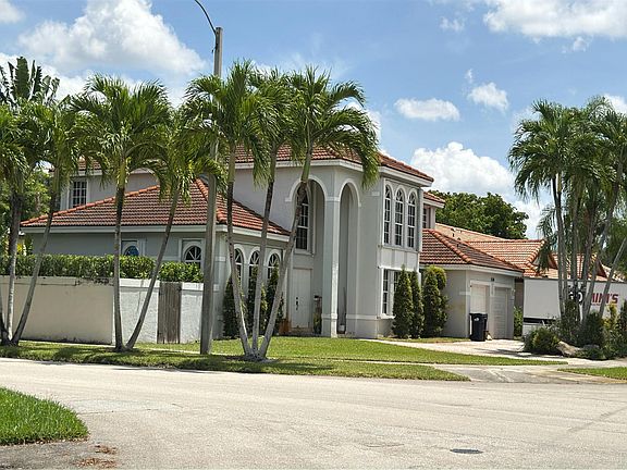 3rd image of 15381 SW 112th Ter