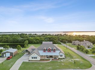 980 Lakeridge Dr, Lavon, TX 75166