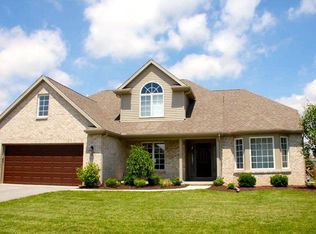5640 Red Hawk Ln, Sylvania, OH 43560