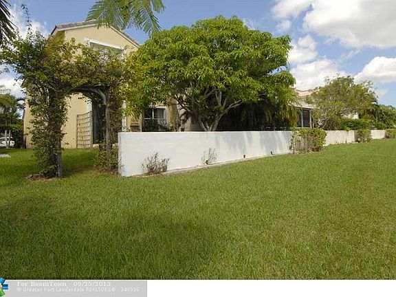3rd image of 9838 NW 1st Mnr